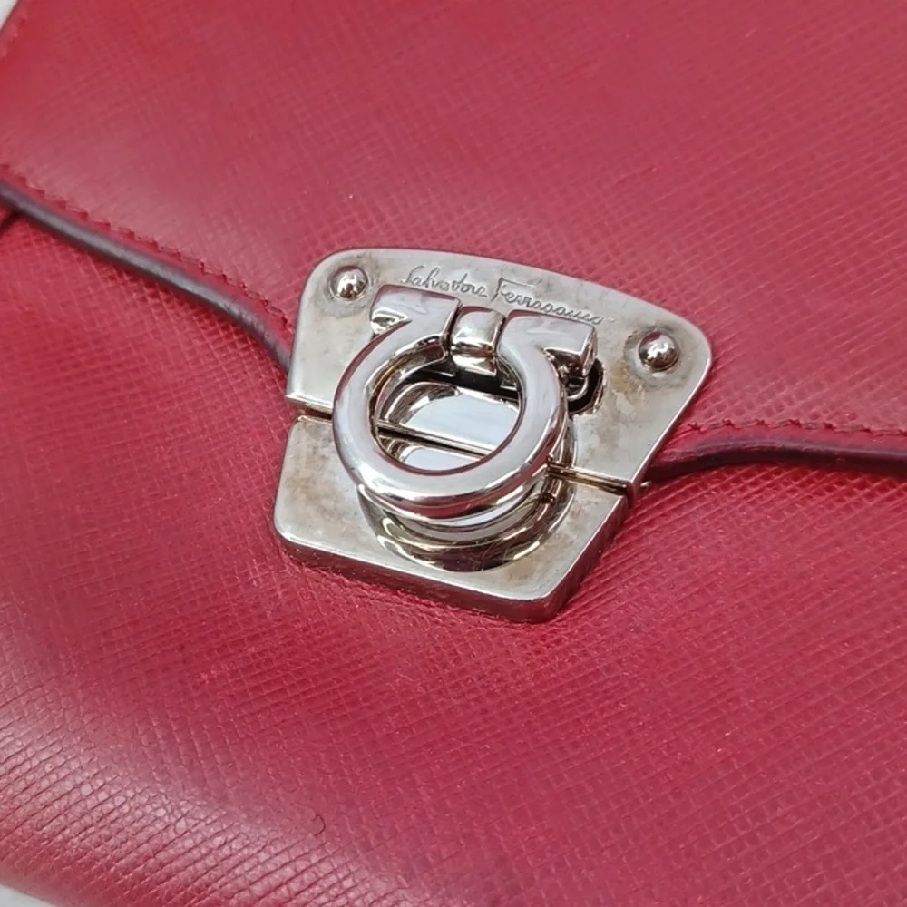 Ferragamo Gancini Clasp Wallet